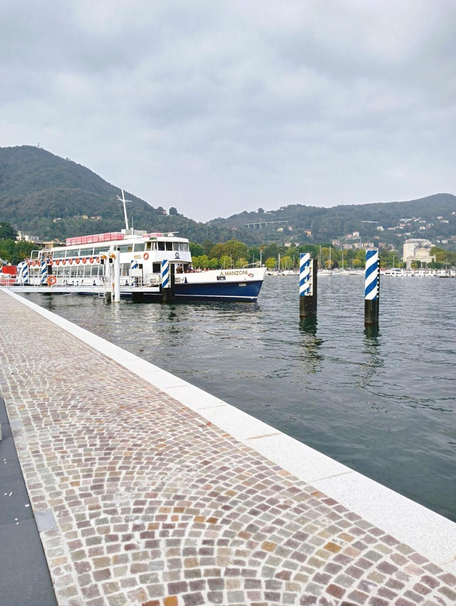 Elegant Beige Apartment - 5 Minutes From The Lake Como Zewnętrze zdjęcie