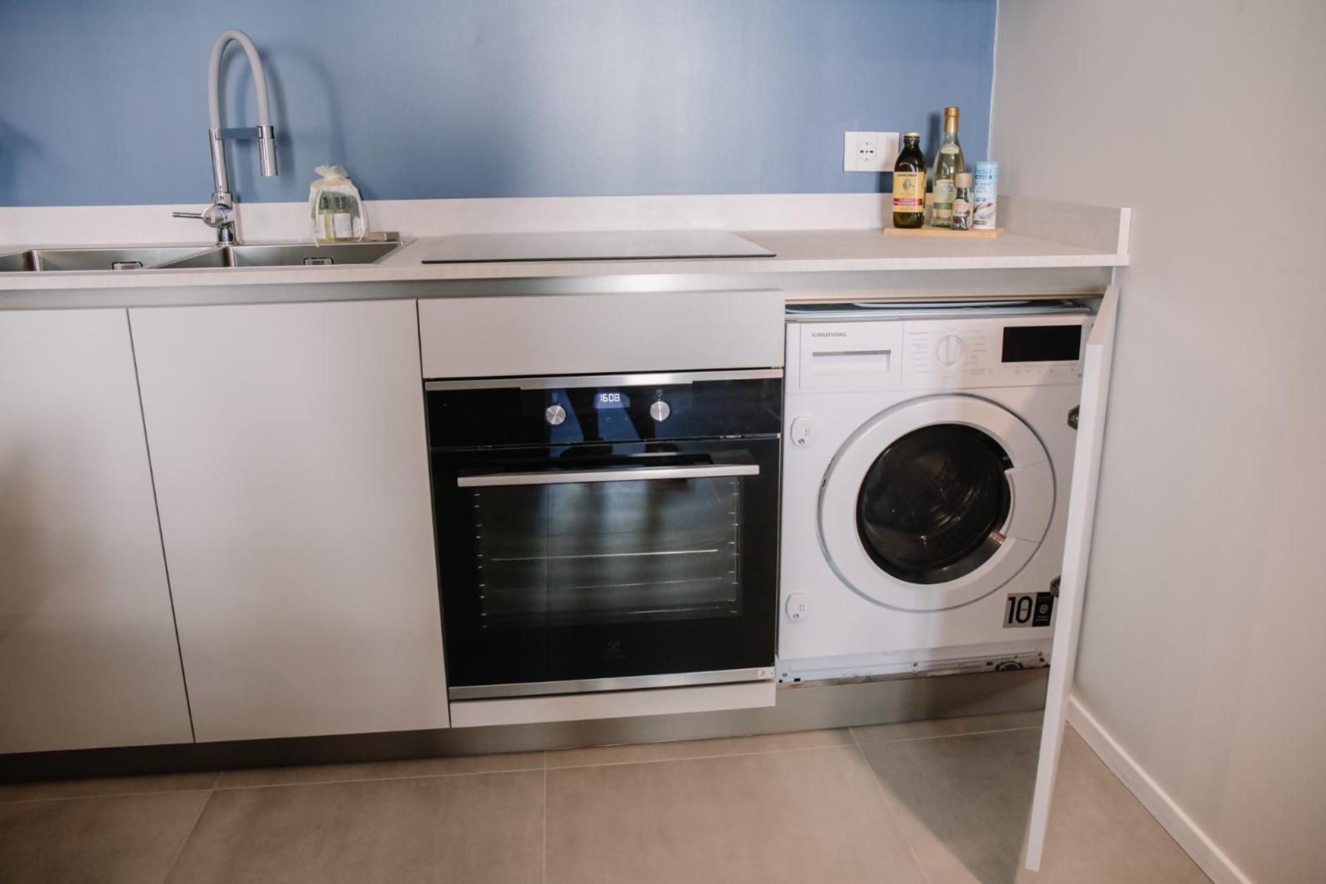 Elegant Beige Apartment - 5 Minutes From The Lake Como Zewnętrze zdjęcie